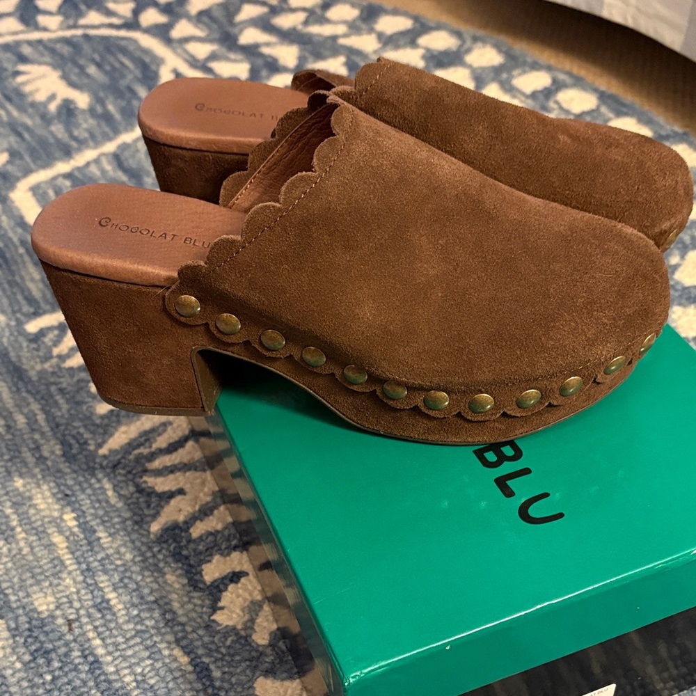 Chocolat Blu Scalloped Brown Suede Mules Size 8